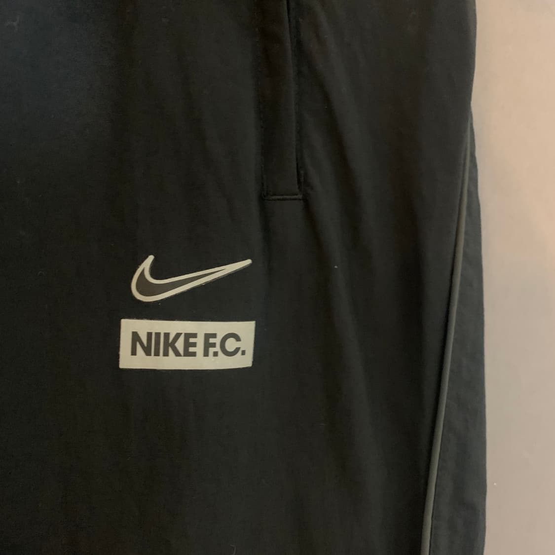 L 나이키 FC 우븐 커프 조거팬츠 상품이미지6