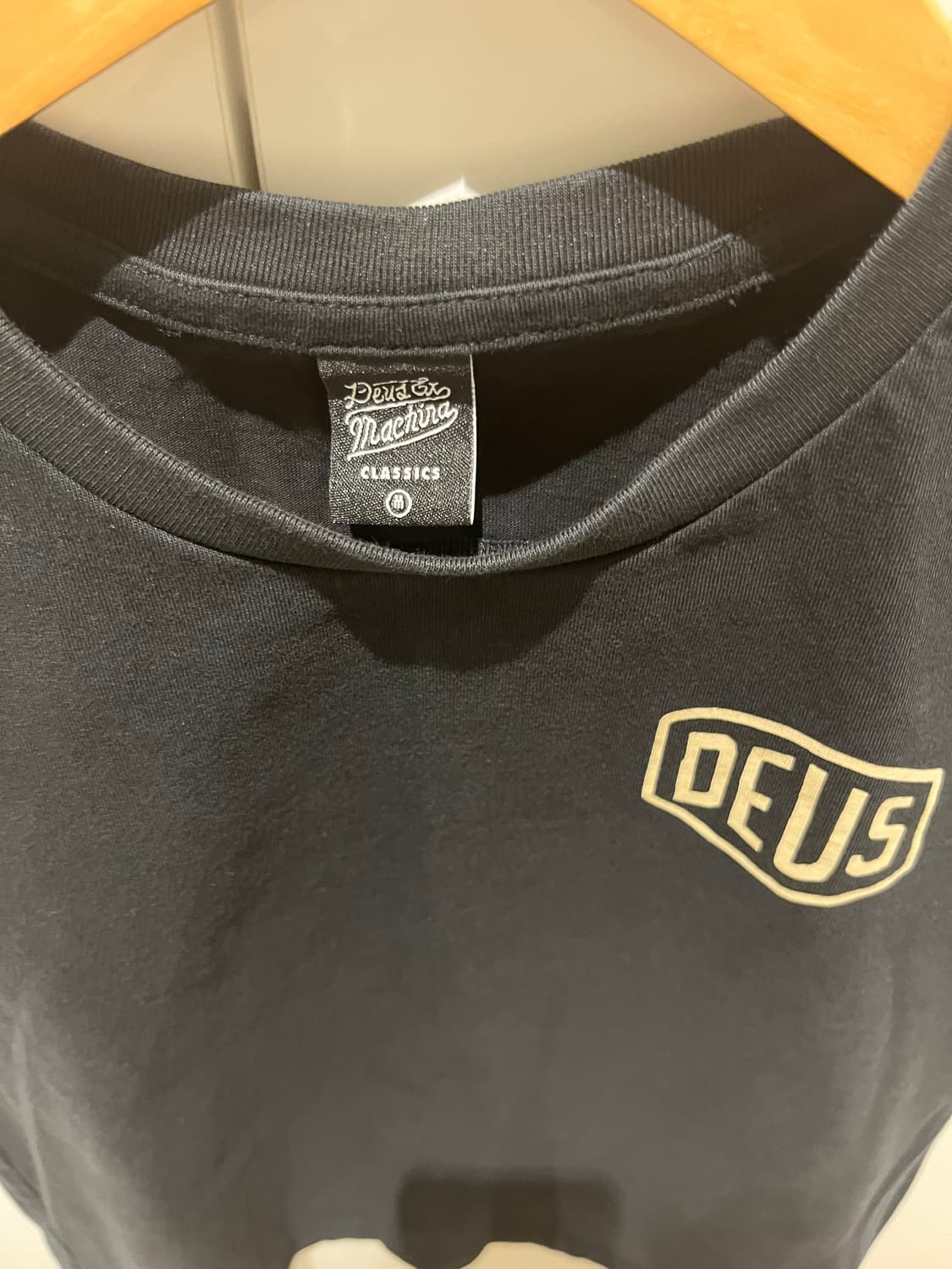 데우스 세미크롭 반팔티 상품이미지4