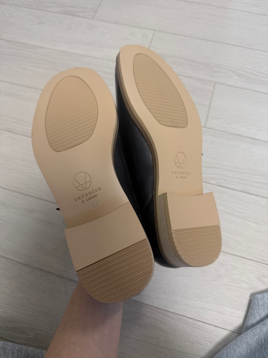 베로니카 포 런던 로퍼 240 상품이미지3