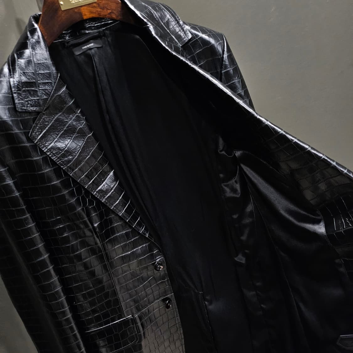 톰포드 크록이펙트 싱글 블레이저 자켓 상품이미지6