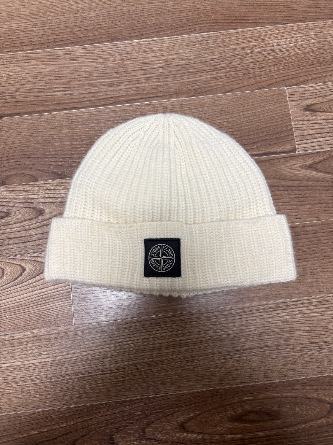 스톤아일랜드 비니 상품이미지1