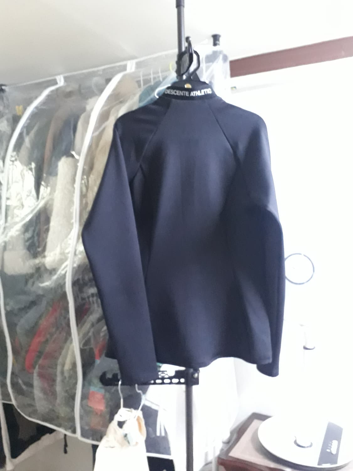 데상트 상품이미지2