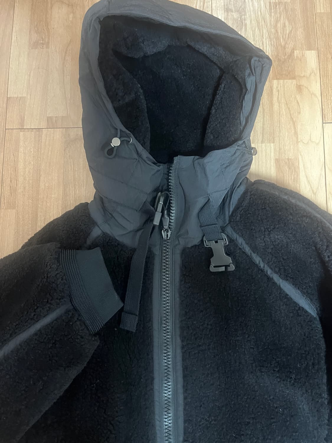 시스템옴므 후리스 집업점퍼 새상품 정가이하 양도합니다. 상품이미지2