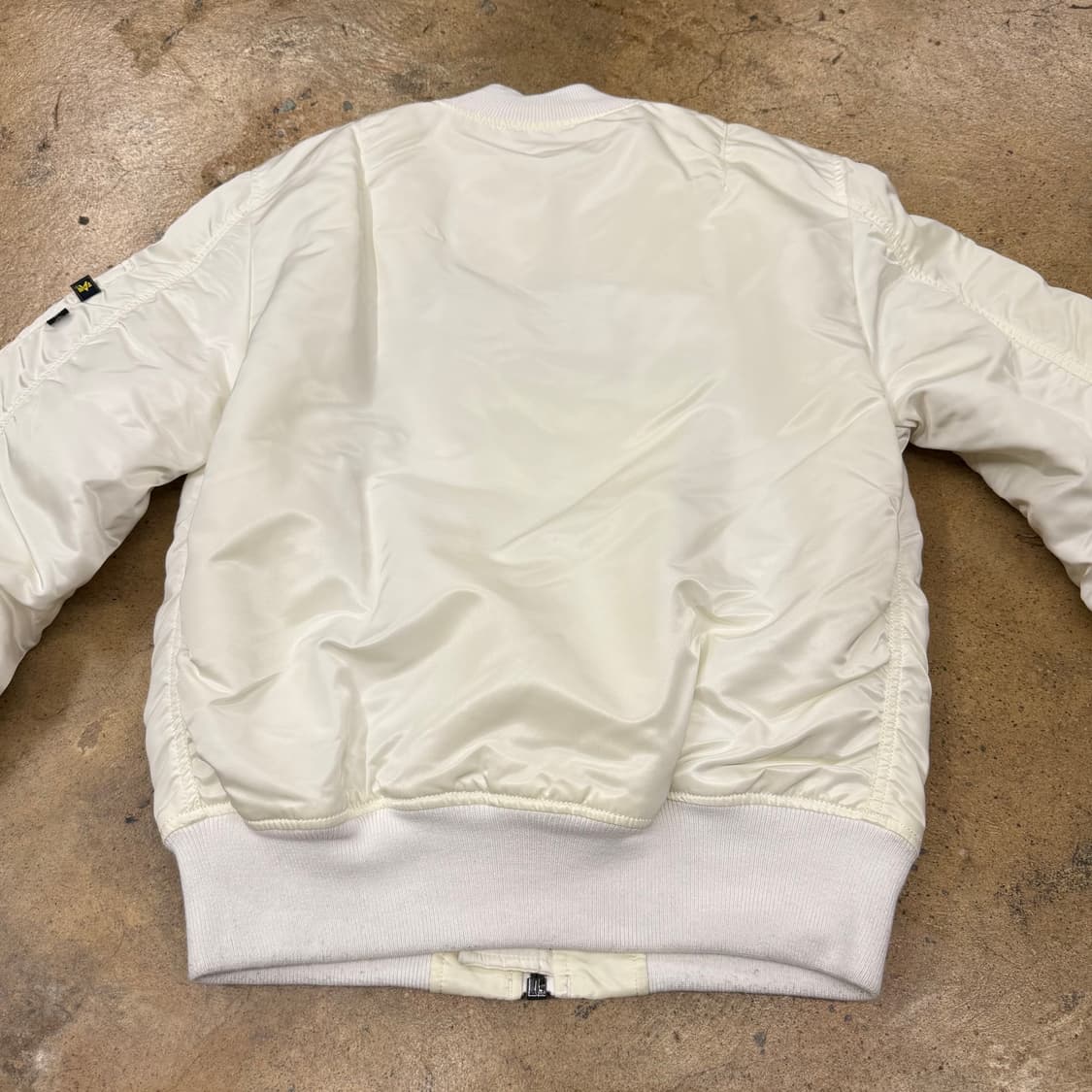 [정품] 오프닝 세레모니 알파인더스트리 아이보리 봄버 자켓 b14 상품이미지5