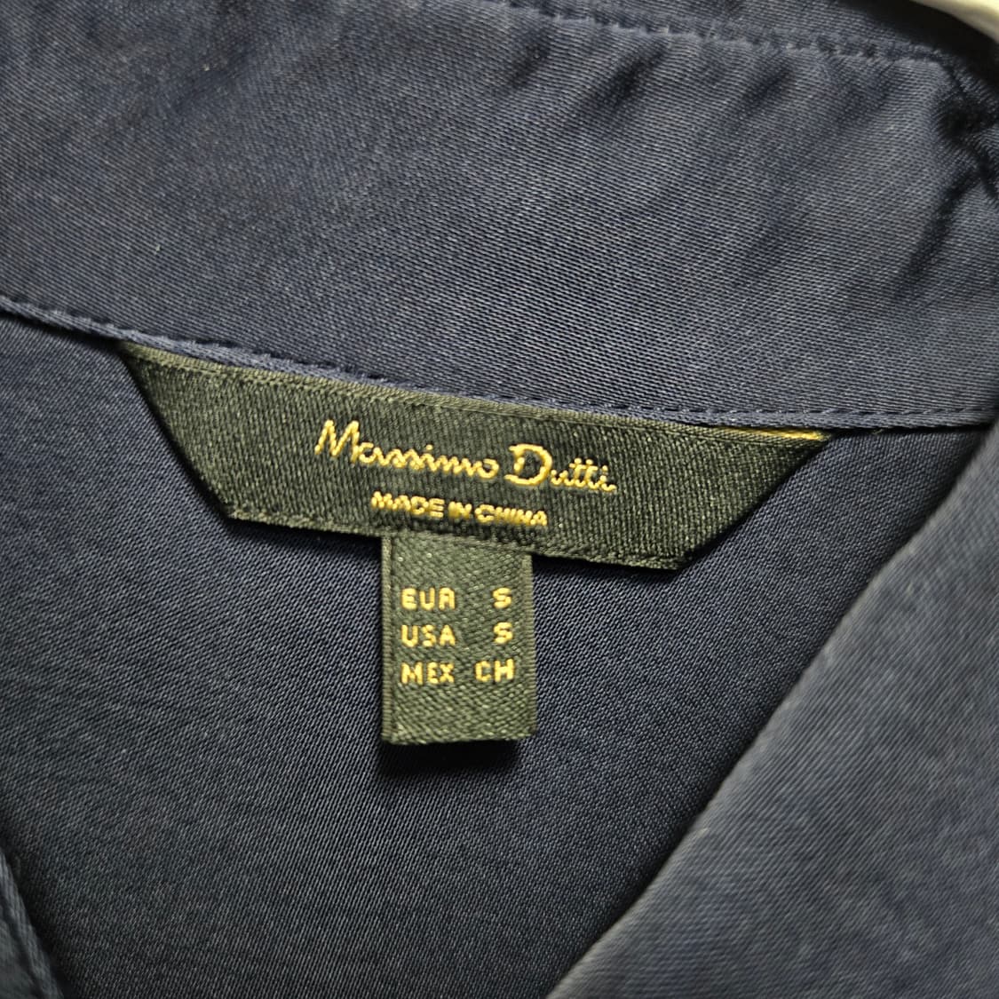 마시모두띠 네이비 실크느낌 셔츠 블라우스  상품이미지3