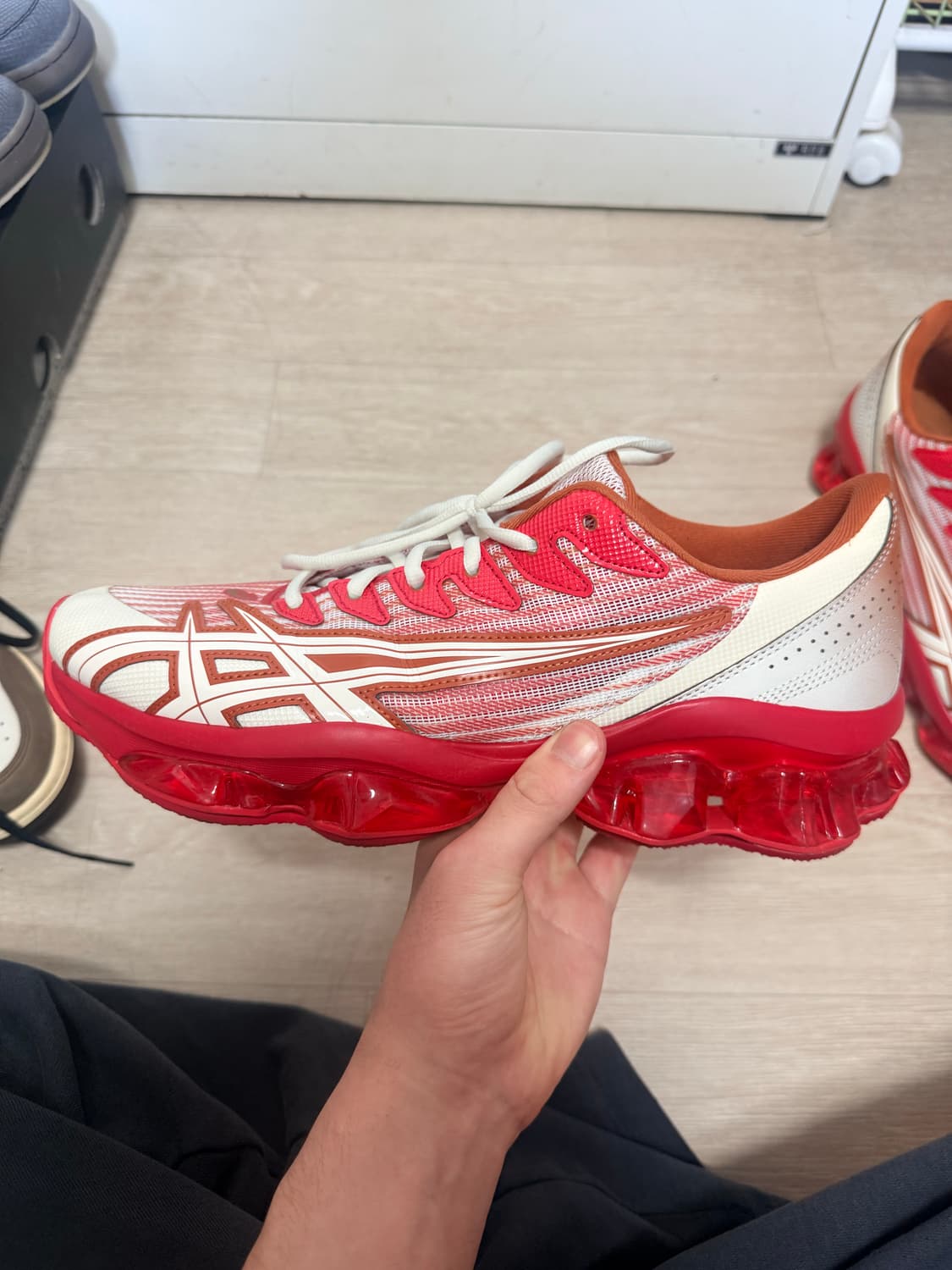 아식스 키코 젤 퀀텀 레비트렉 애플 레드 295 상품이미지3