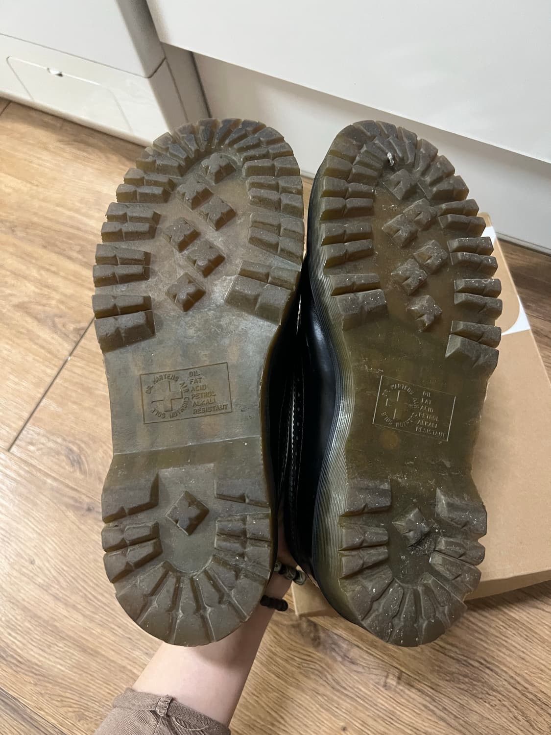 닥터마틴 10458 브로그 윙팁 슈즈 상품이미지5