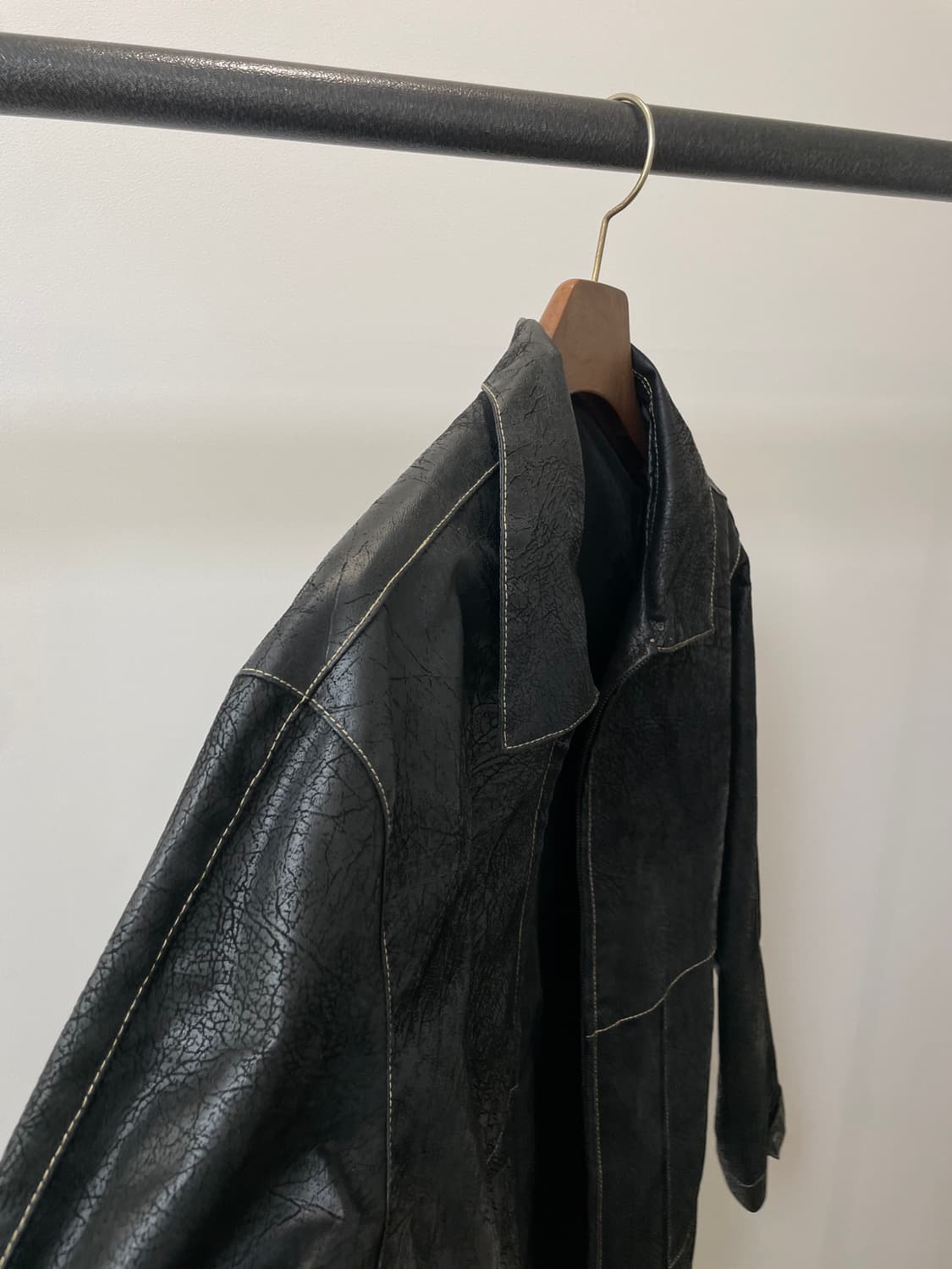 (XL) DKNY composite peel 크랙 자켓 상품이미지2