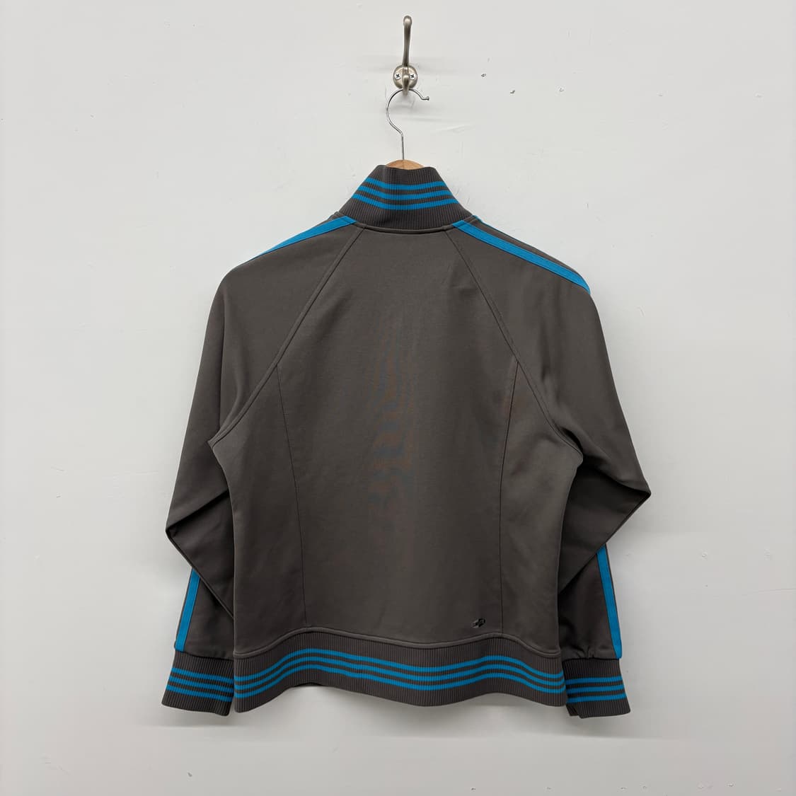 아디다스 삼선 트레이닝 자켓 그레이 여성 XS 상품이미지4