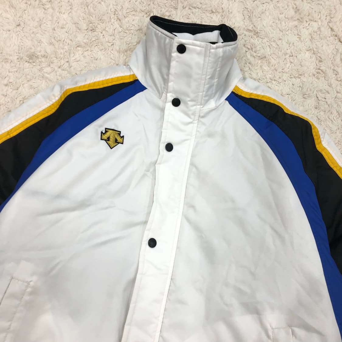 데상트 스타디움 베이스볼 바시티 점퍼 상품이미지2