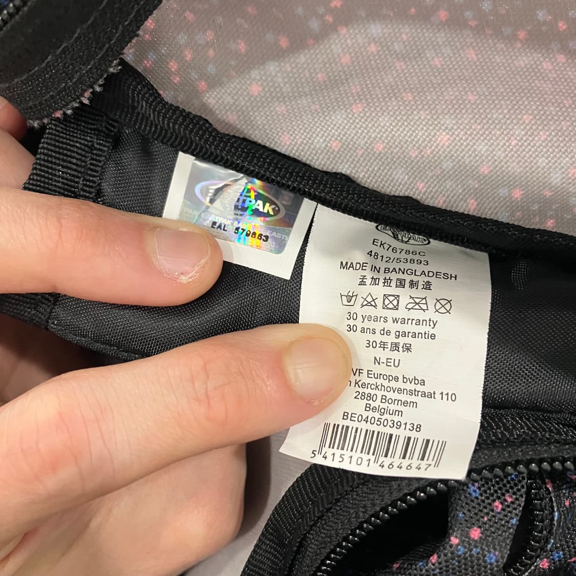 227 이스트팩 도트 백팩 상품이미지4