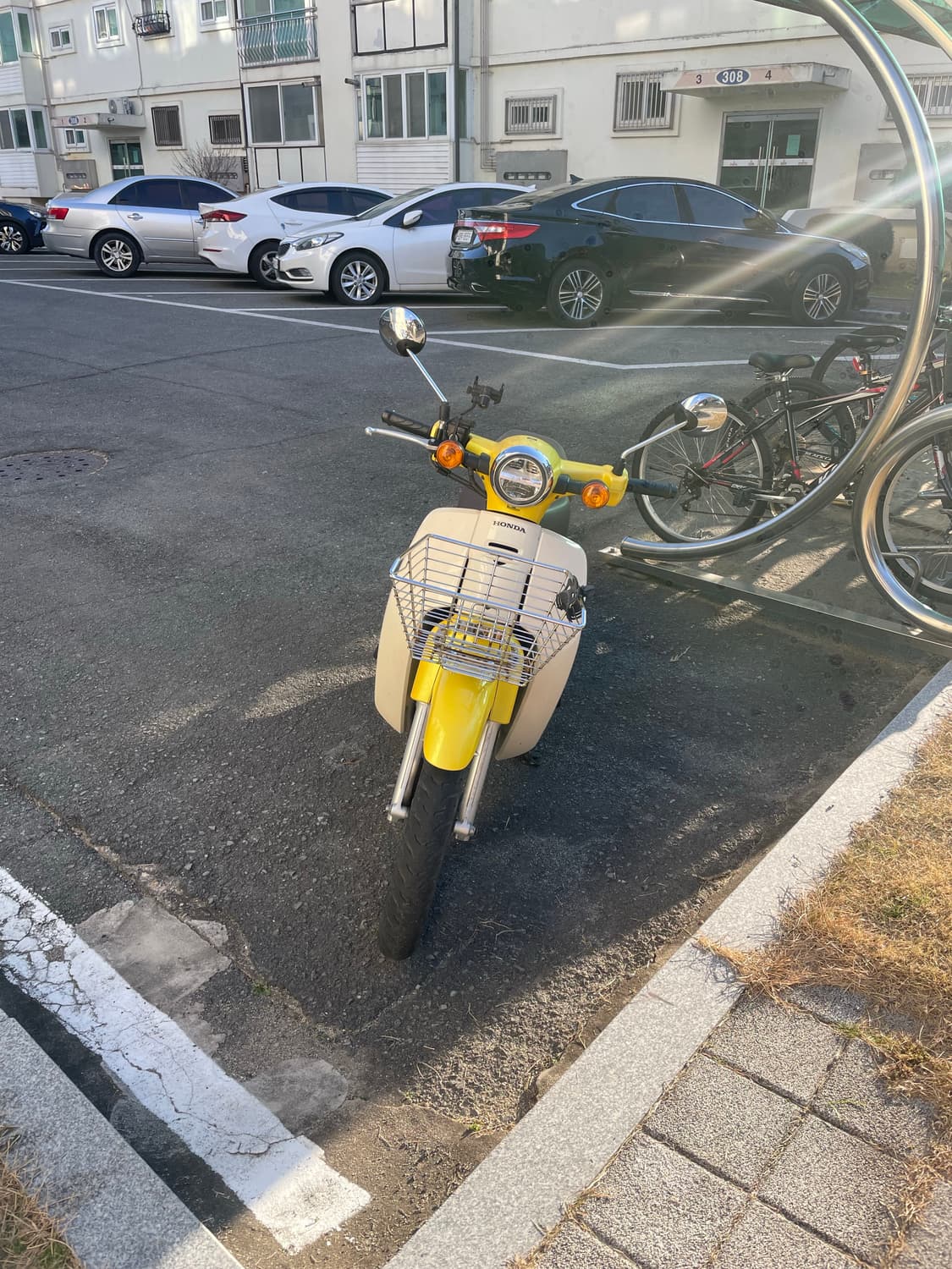 2020년식 옐로우 슈퍼커브 상품이미지2