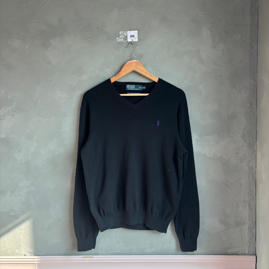 폴로 랄프로렌 피마코튼 브이넥 니트 블랙 상품이미지1