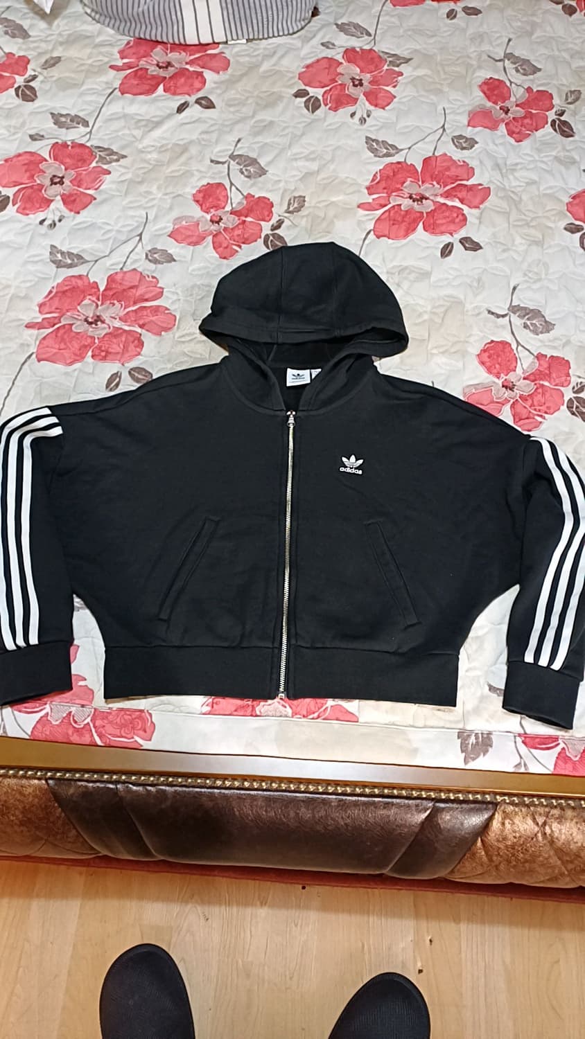 아디다스 오버핏 크롭후드집업 85 여성55 가슴67 기장50 상품이미지1