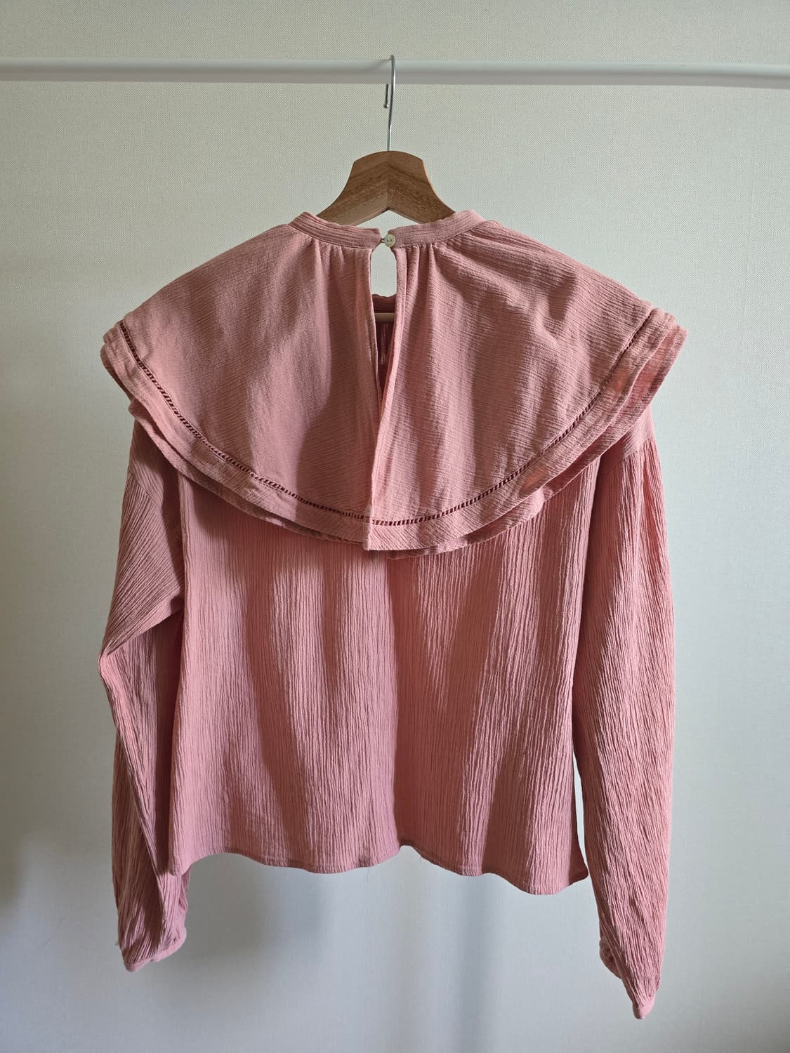 ungrid 빅카라 이중 러플 블라우스 상품이미지5