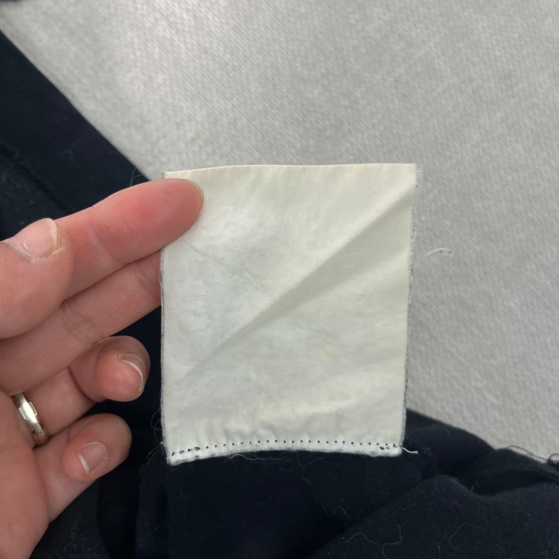 95 꼼데가르송 하트와펜 반팔 티셔츠  상품이미지5