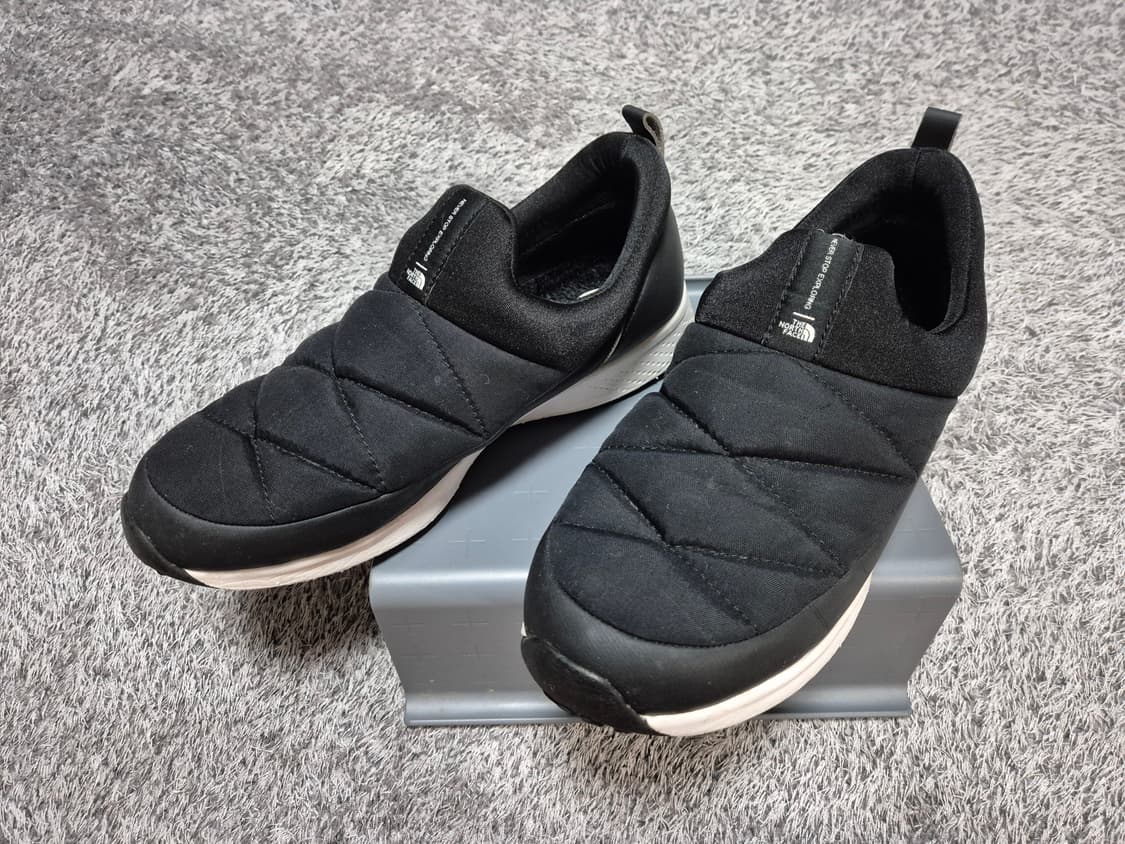 노스페이스 남성 패딩 슬립온 방한화 270 상품이미지1