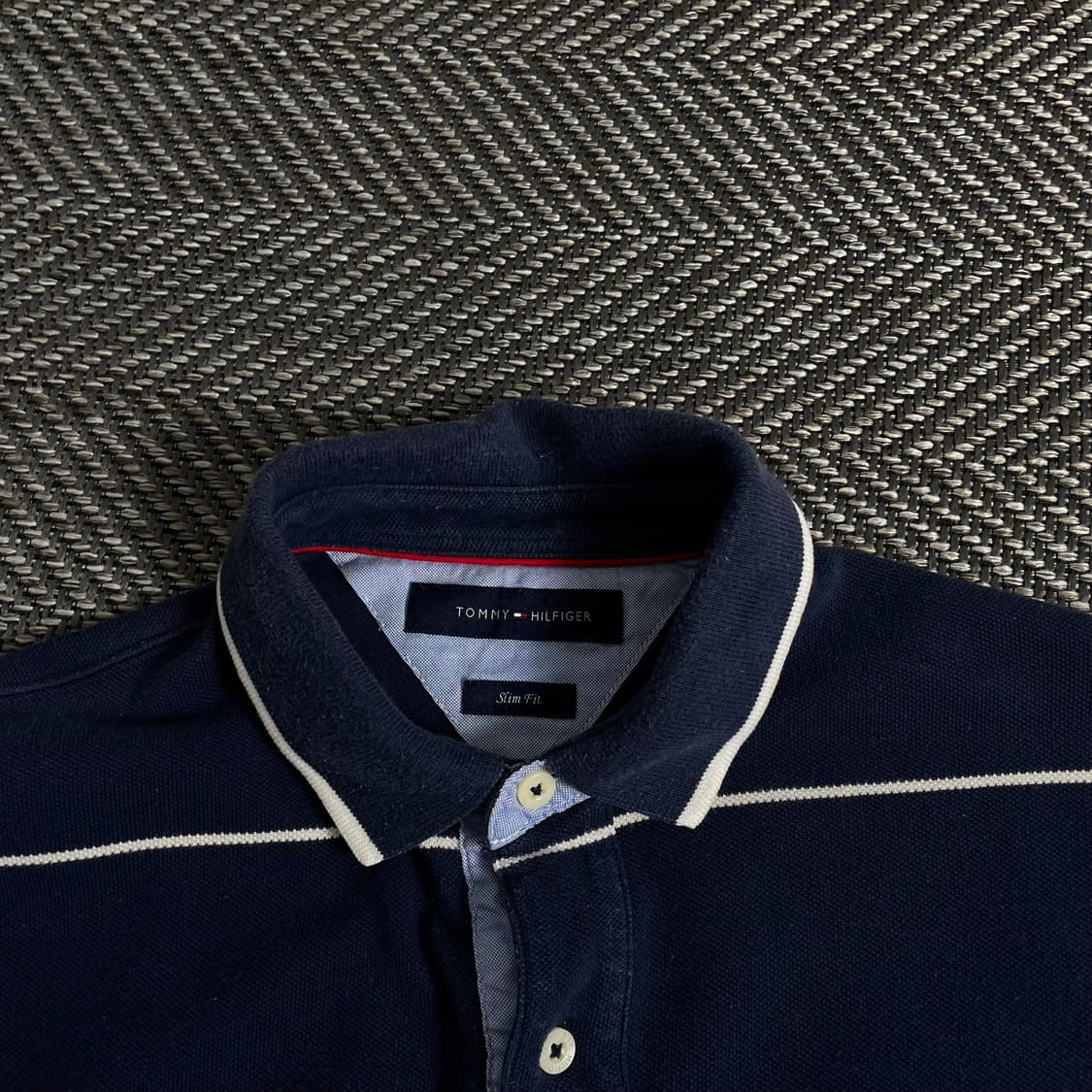 타미힐피거 스몰로고 미니멀 단가라 카라 티셔츠 o 3048 상품이미지4