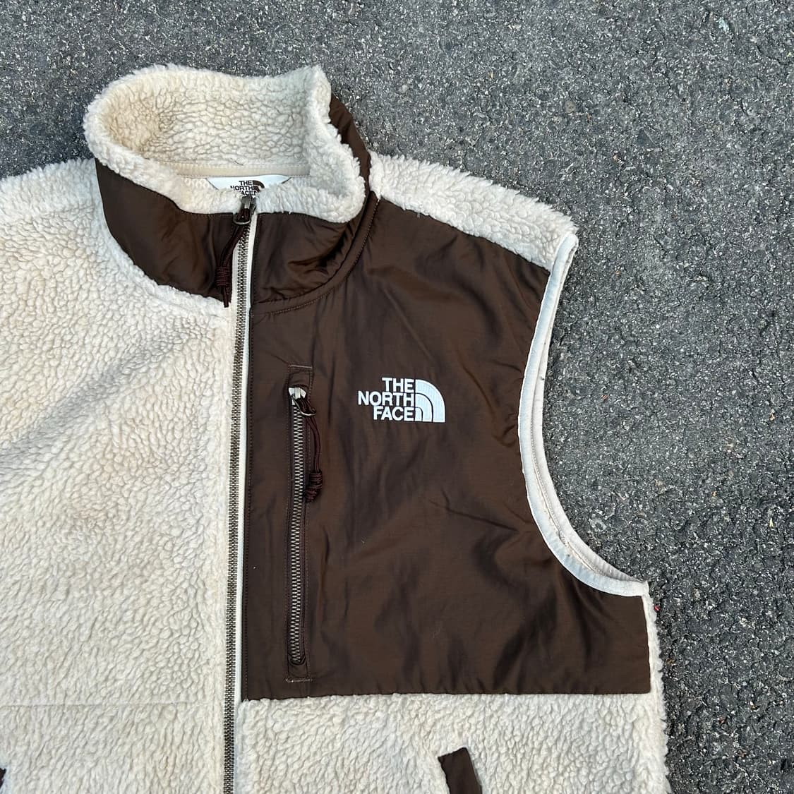 노스페이스 양털 뽀글이 조끼 아이보리 브라운 XL 상품이미지3