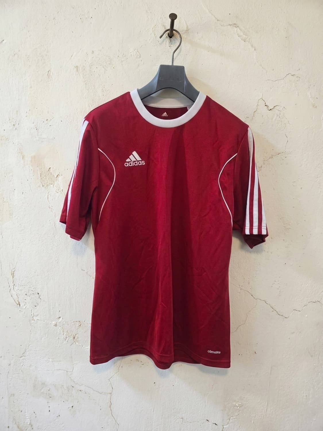 아디다스 빨간색 반팔 티셔츠 L 상품이미지1