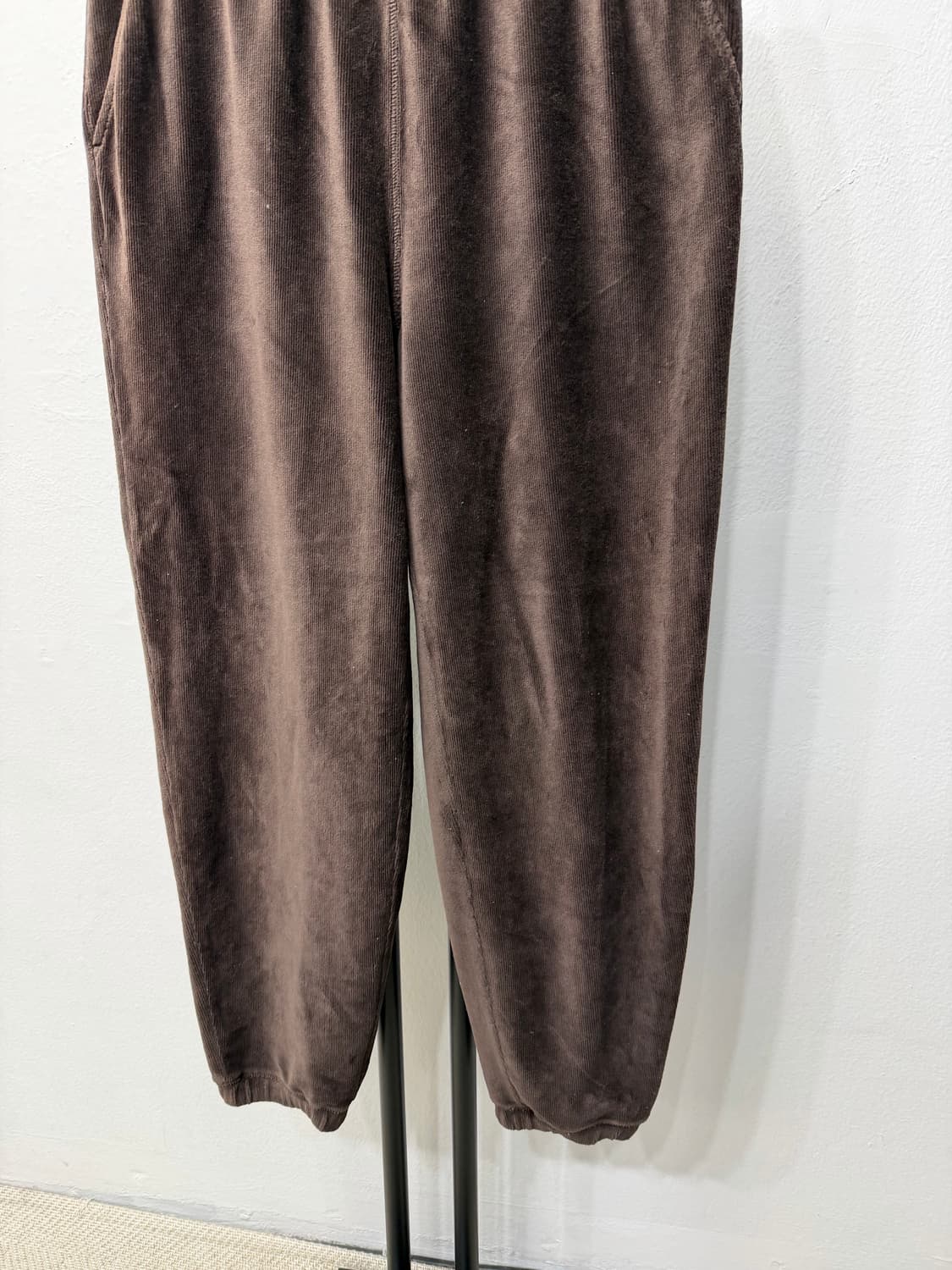 정품) 알렉산더왕 여성 브라운 벨벳 스웻팬츠 M 상품이미지3