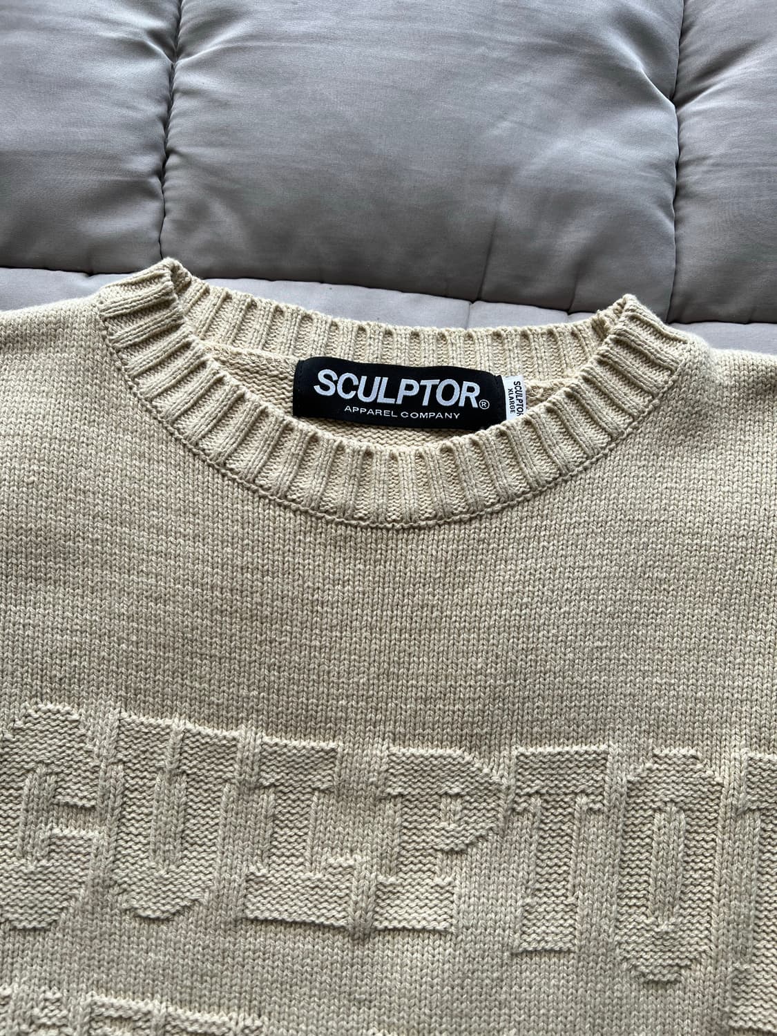 스컬프터 크루넥 니트 상품이미지4
