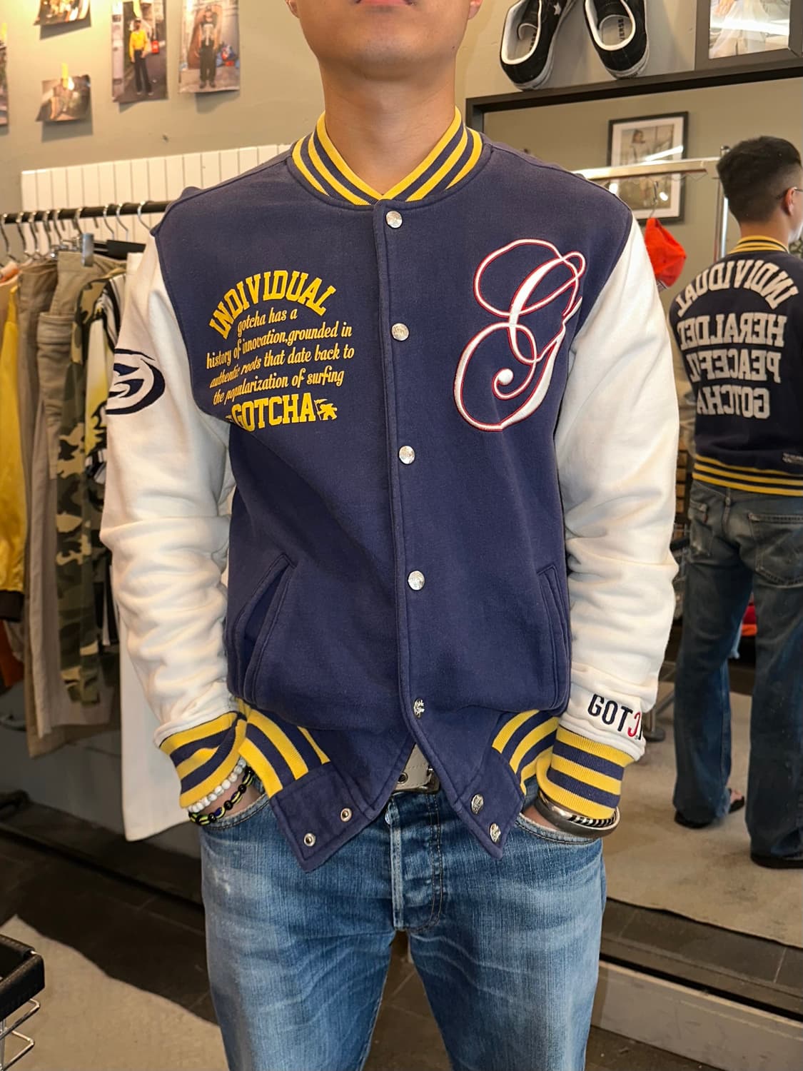 Gotcha letters logo cotton varsity JK 상품이미지3