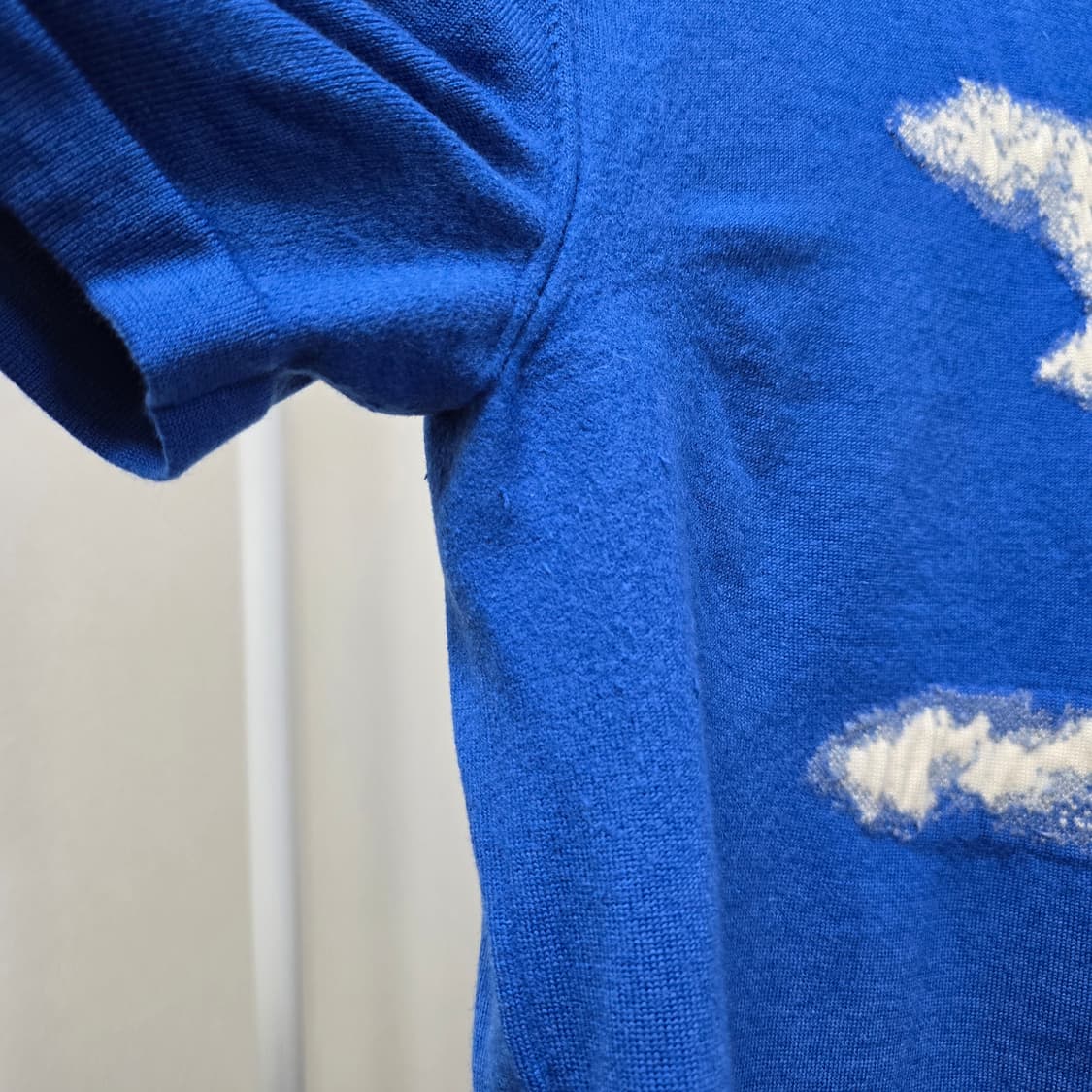 루이비통 클라우드 반팔 니트 xl사이즈 105 판매 상품이미지4