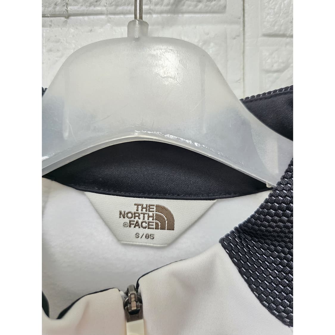 택포// 노스페이스 여성 집업 자켓 85(S) 화이트 상품이미지2