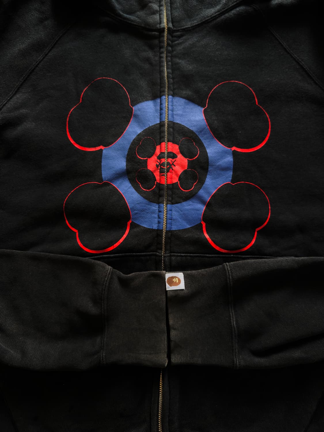 00s BAPE x KAWS Mod Taget logo 후드 풀집업 상품이미지5