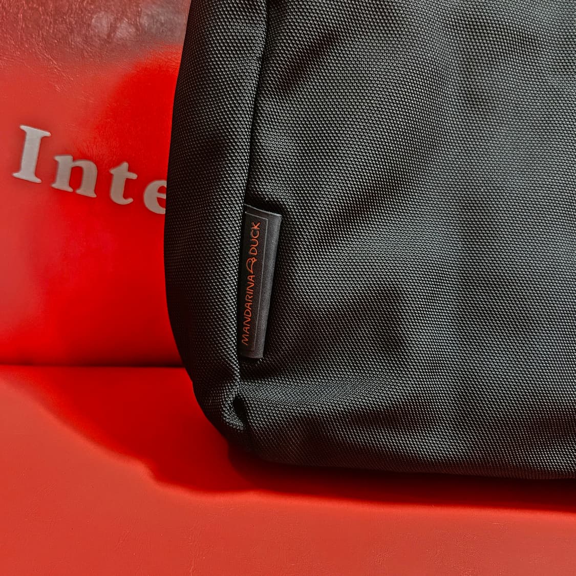 만다리나덕 나일론 노트북 브리프 케이스 35 x 30 x 12 size 상품이미지4