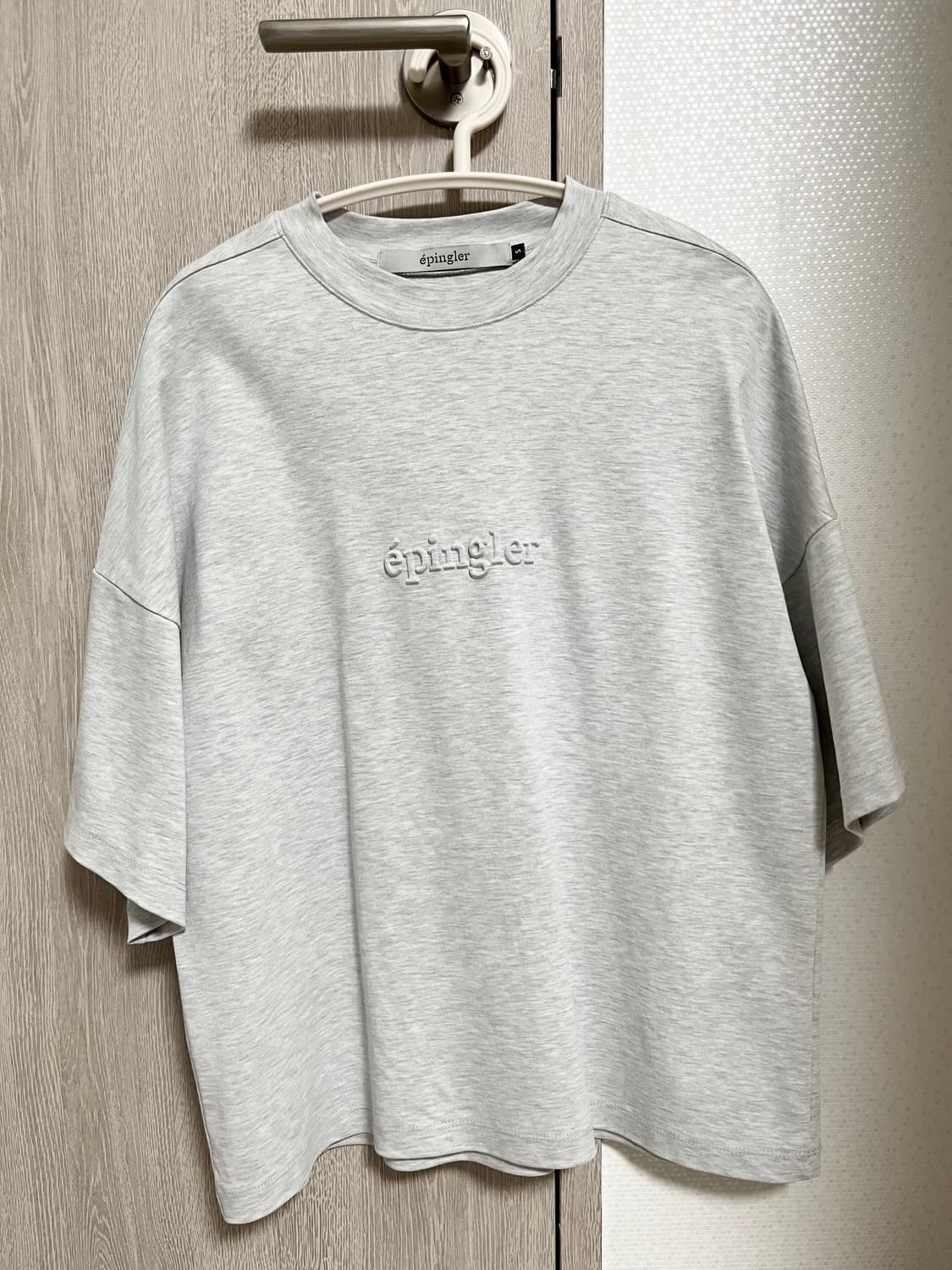[S] 에핑글러 EP 로고 엠보 티셔츠 1% 그레이 상품이미지9