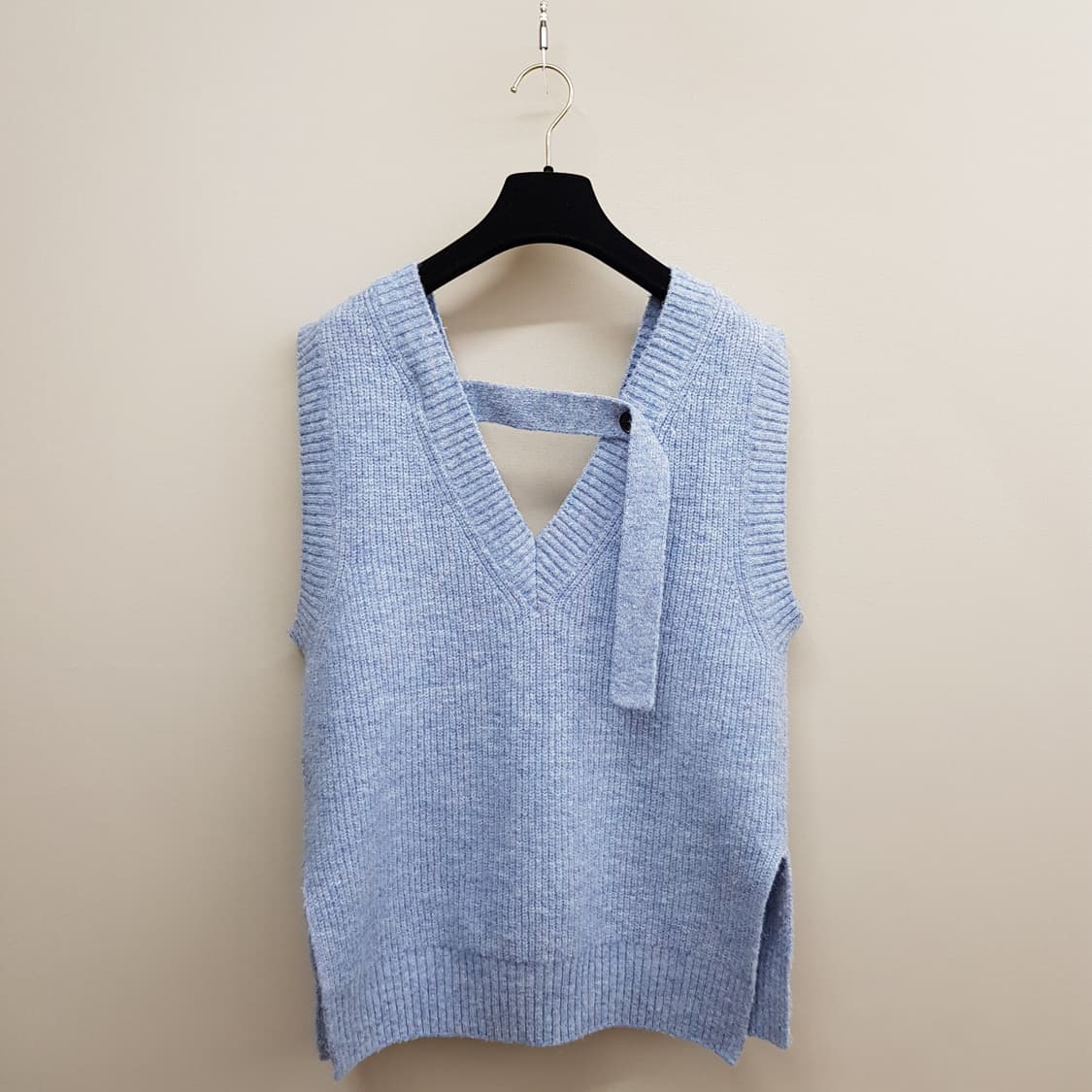 구호풀러스 2021 울 브이넥 스트랩 니트 베스트 F사이즈 상품이미지5