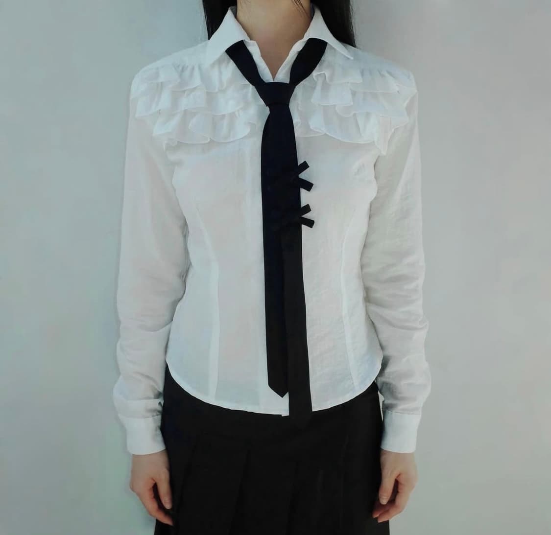 체메씨 FLOUNCY FRILL SHIRT (WHITE) 상품이미지1