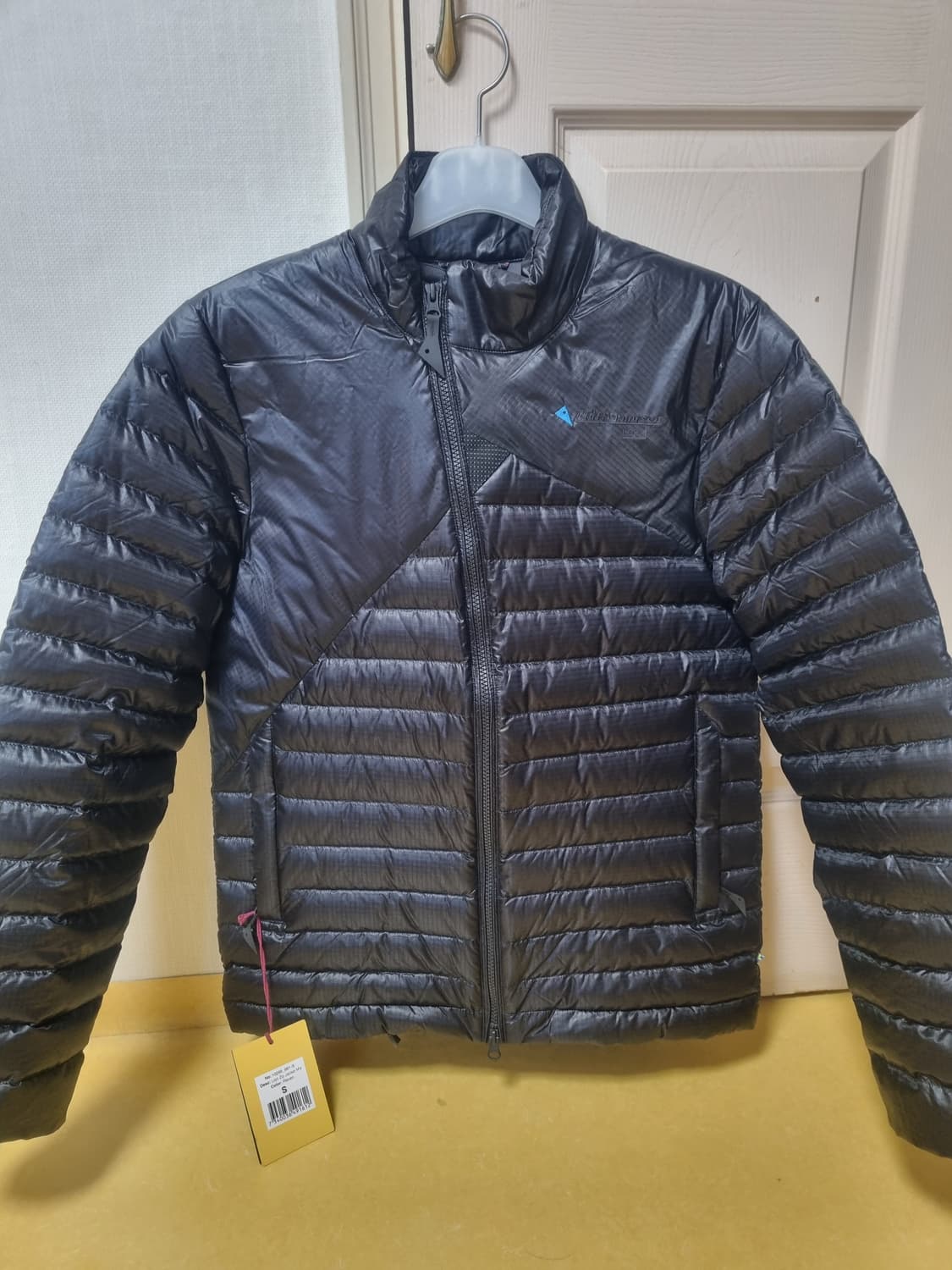 클라터뮤젠 로프트 자켓 레이븐 s사이즈 새상품 상품이미지1