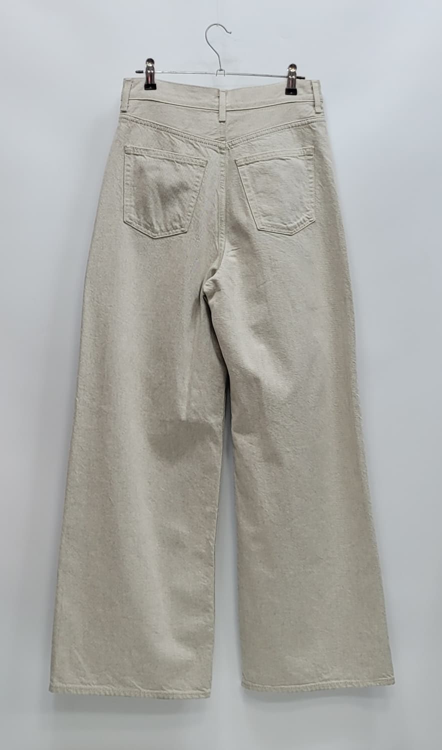 COS 코스 다이얼 와이드 레그 진 / 여 26 (155-66A)
z 상품이미지2