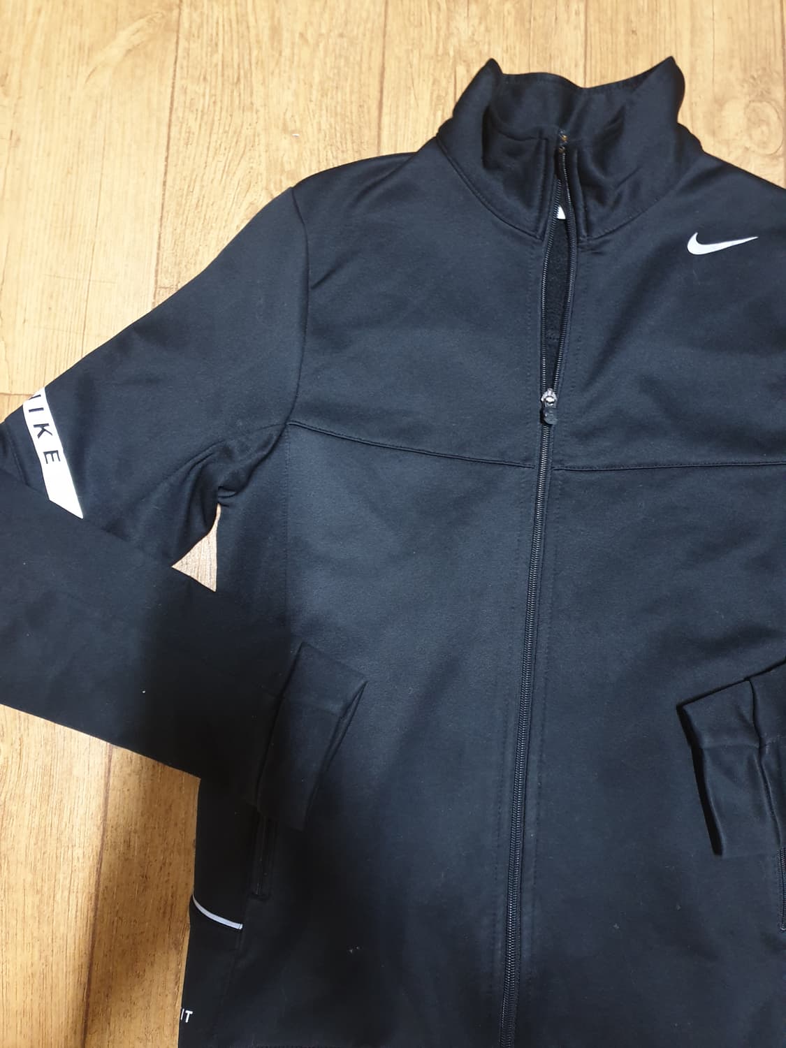 1029 나이키 운동복 집업 90 사이즈입니다 상품이미지4