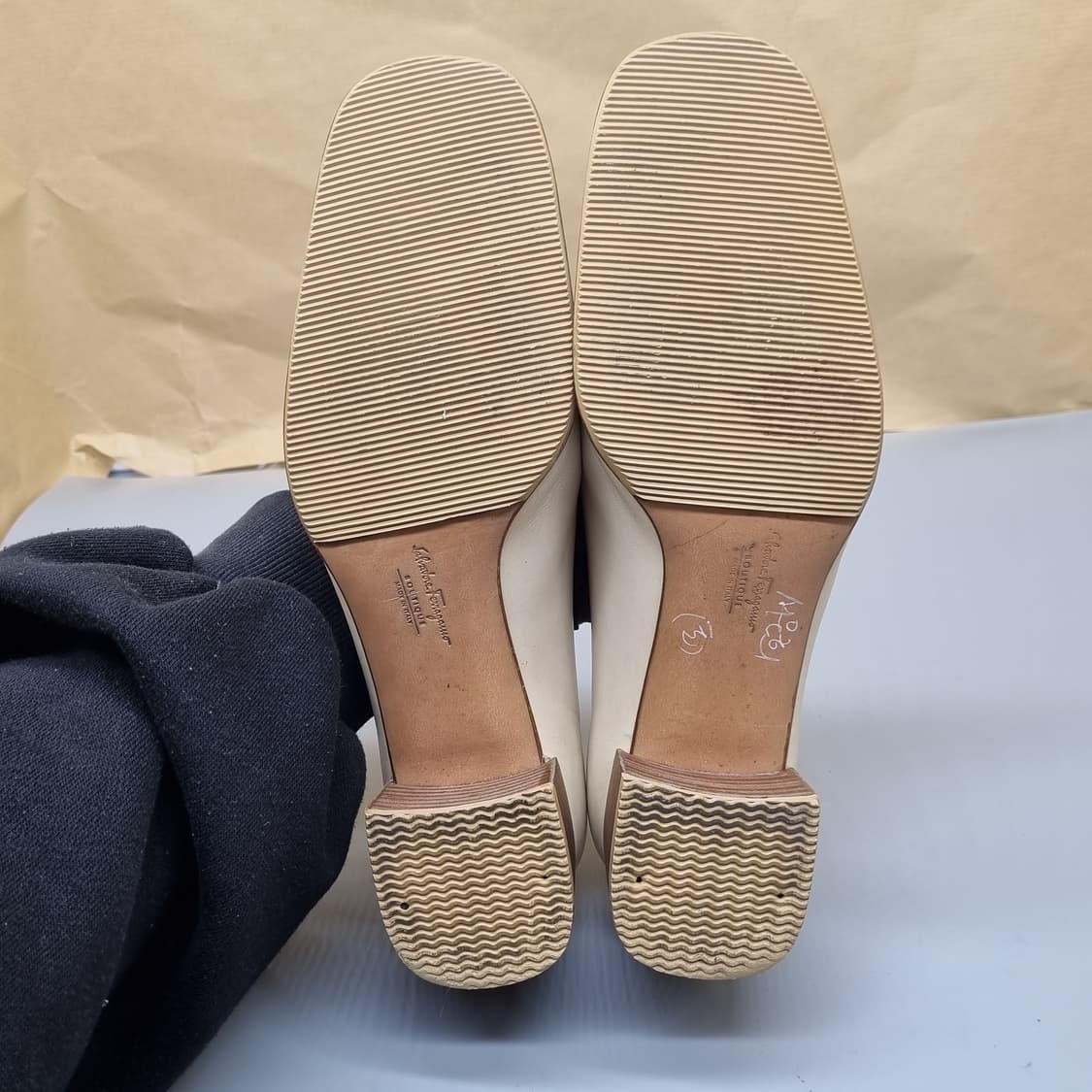 페라가모 여성구두 250 굽5 상품이미지3