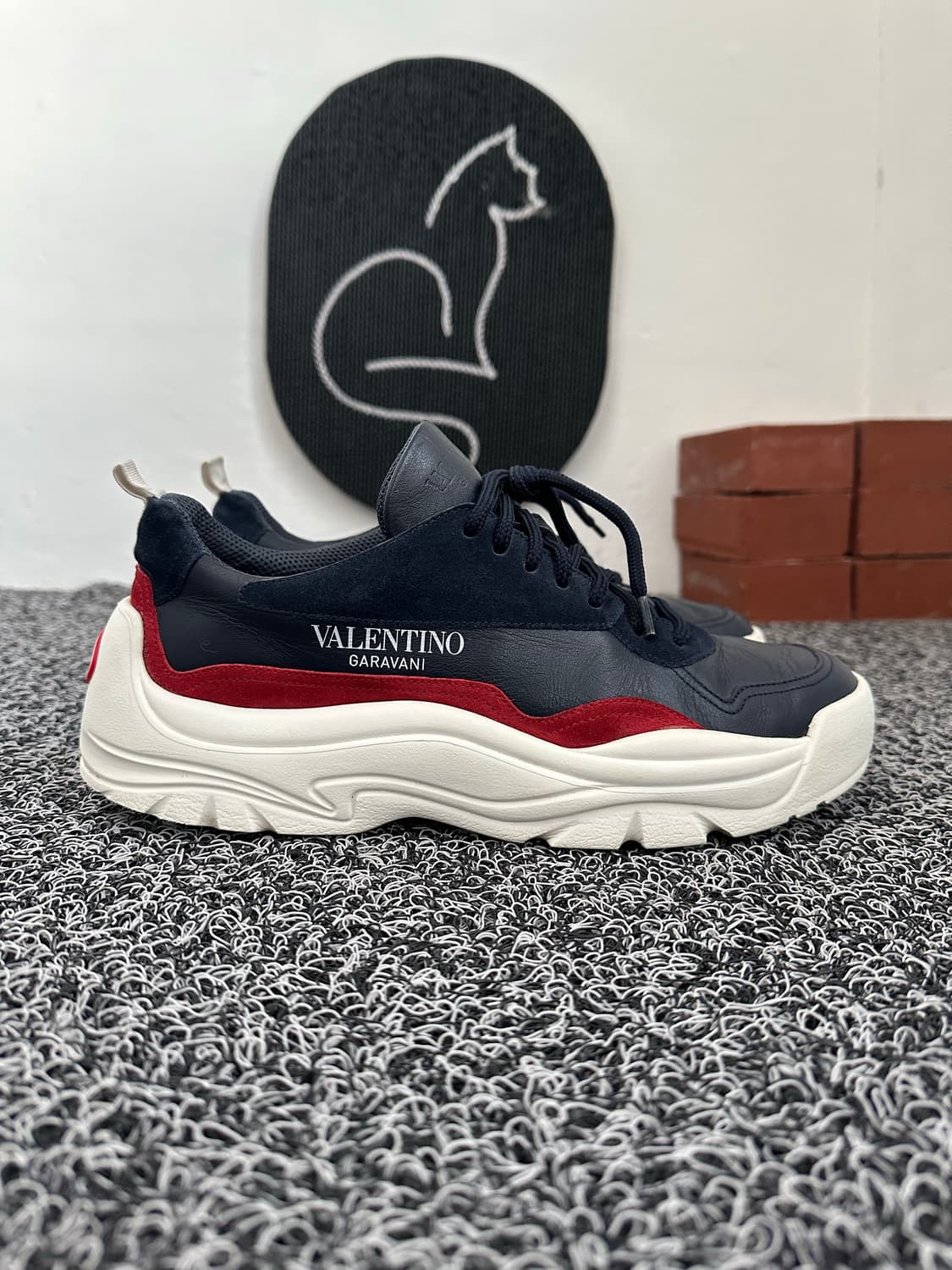 발렌티노 Garavani 네이비/레드 스니커즈 41 상품이미지1