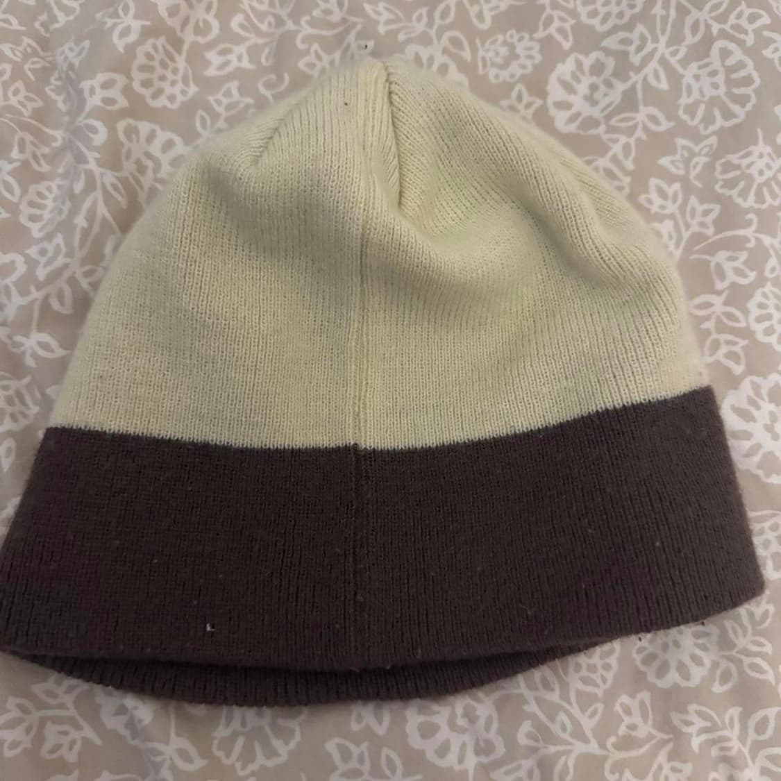 스투시 크라운 로고 비니 상품이미지2