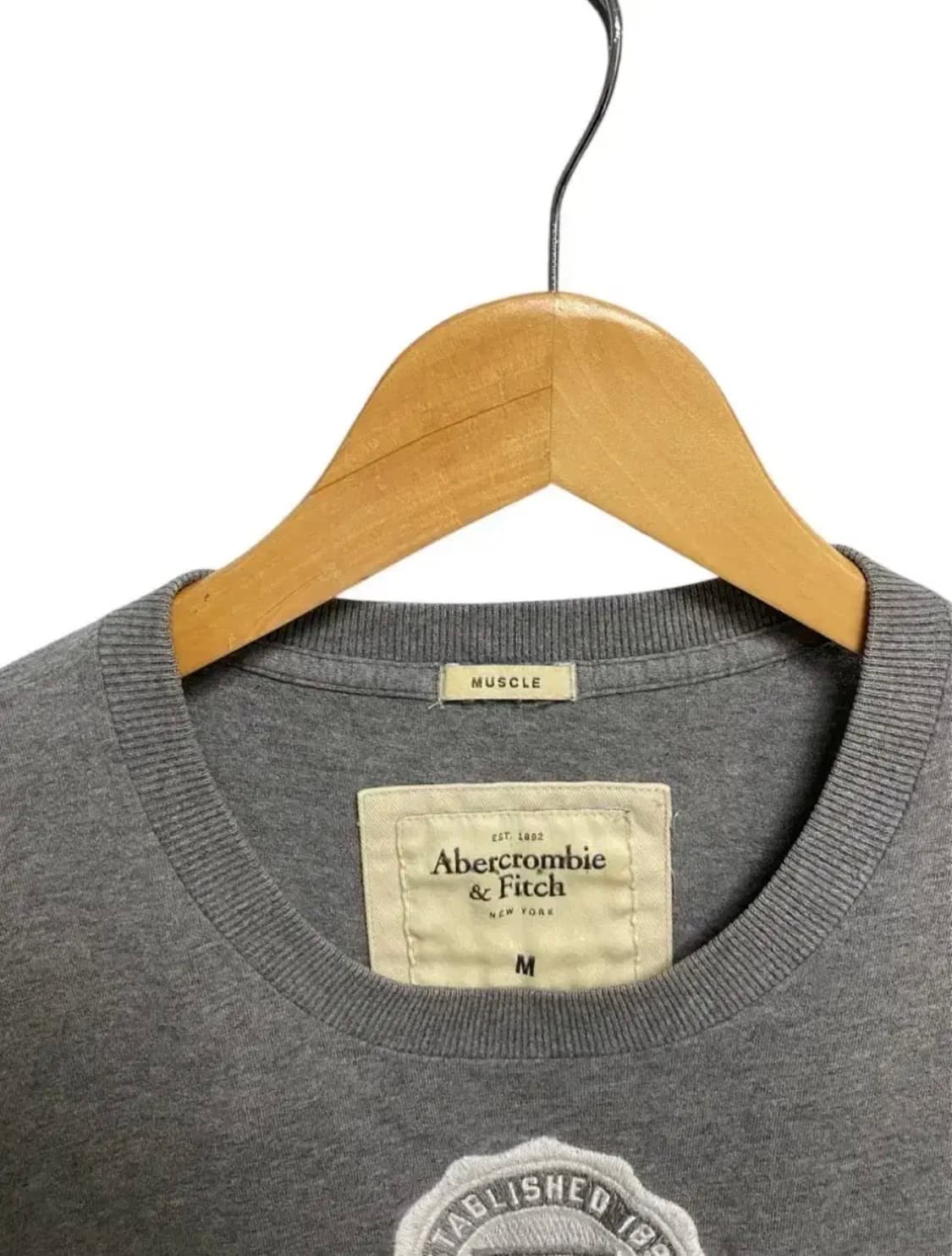 아베크롬비 A&F 빅로고 그레이 티셔츠 M 상품이미지5