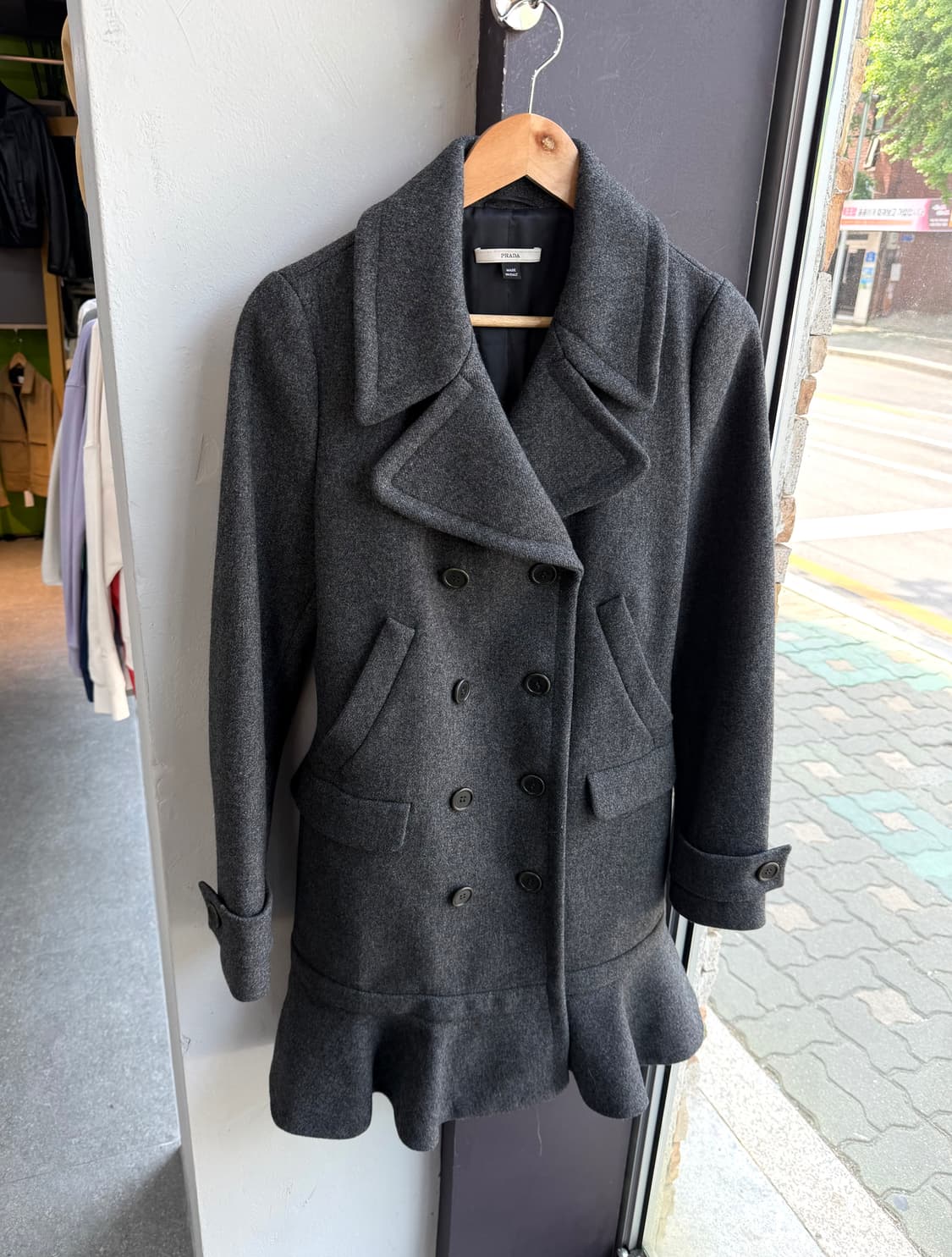 44/ 프라다 2009FW 런웨이 셔링 울코트 상품이미지2