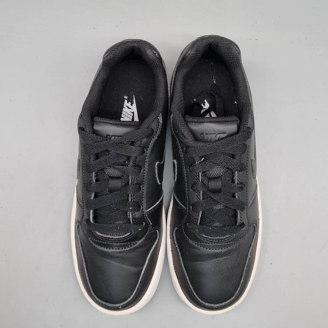 나이키 에버논로우 운동화225 상품이미지2