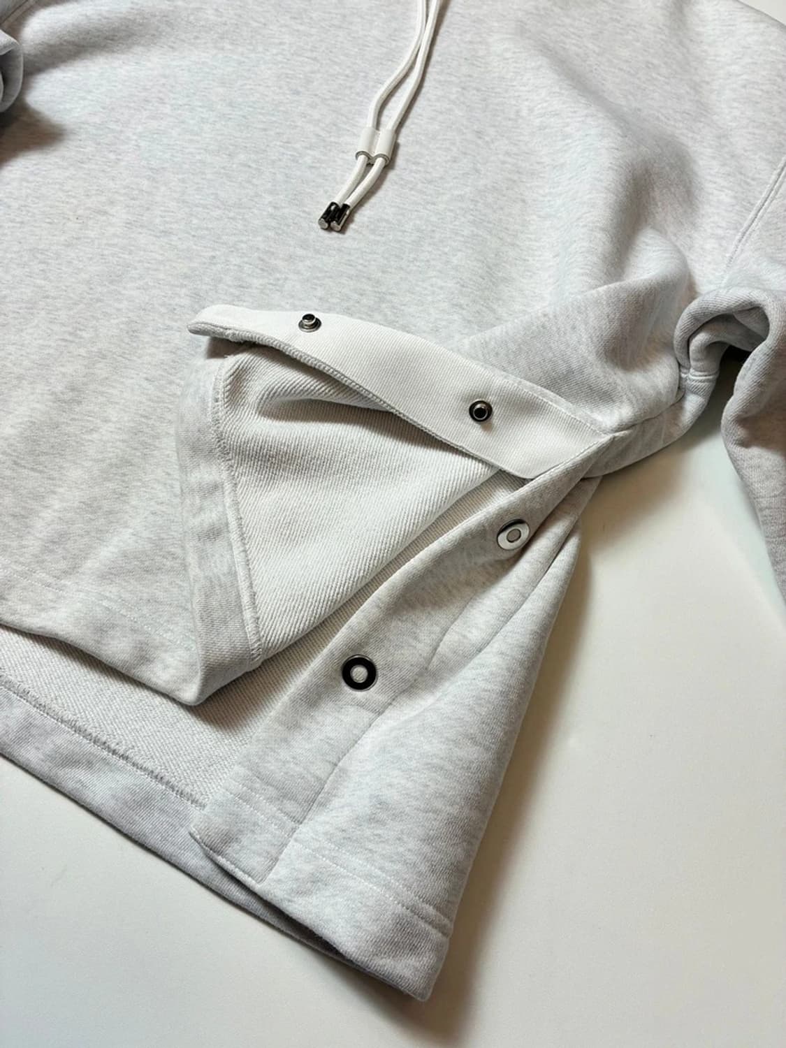 솔리드옴므 22ss 사이드 스냅 헤비코튼 후드티 PN8997 상품이미지4