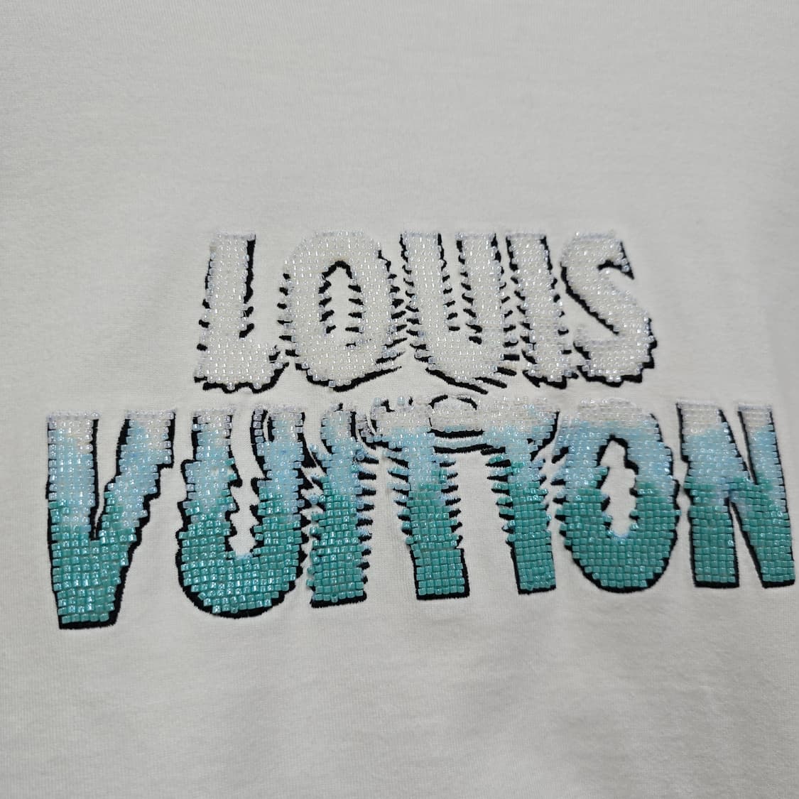 23ss 루이비통 스플래시 비즈 반팔 티셔츠 L사이즈 판매 상품이미지3