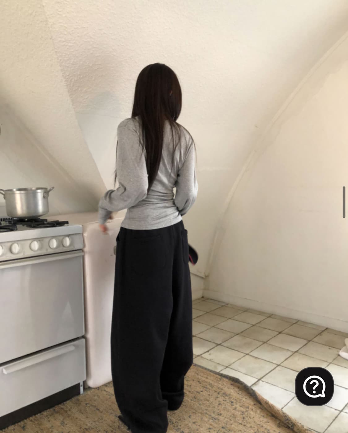 새상품) 서울베이스드 워머 브이넥 티 지그재그에이블리 릿킴 블랙업 상품이미지7