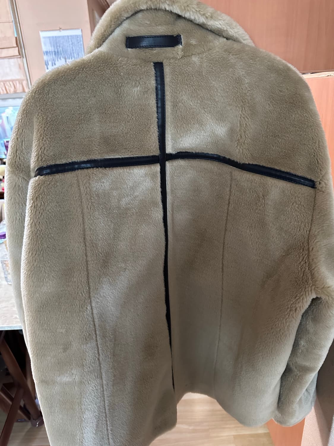 엘무드 무스탕 퍼 자켓 사이즈46 새상품 상품이미지3