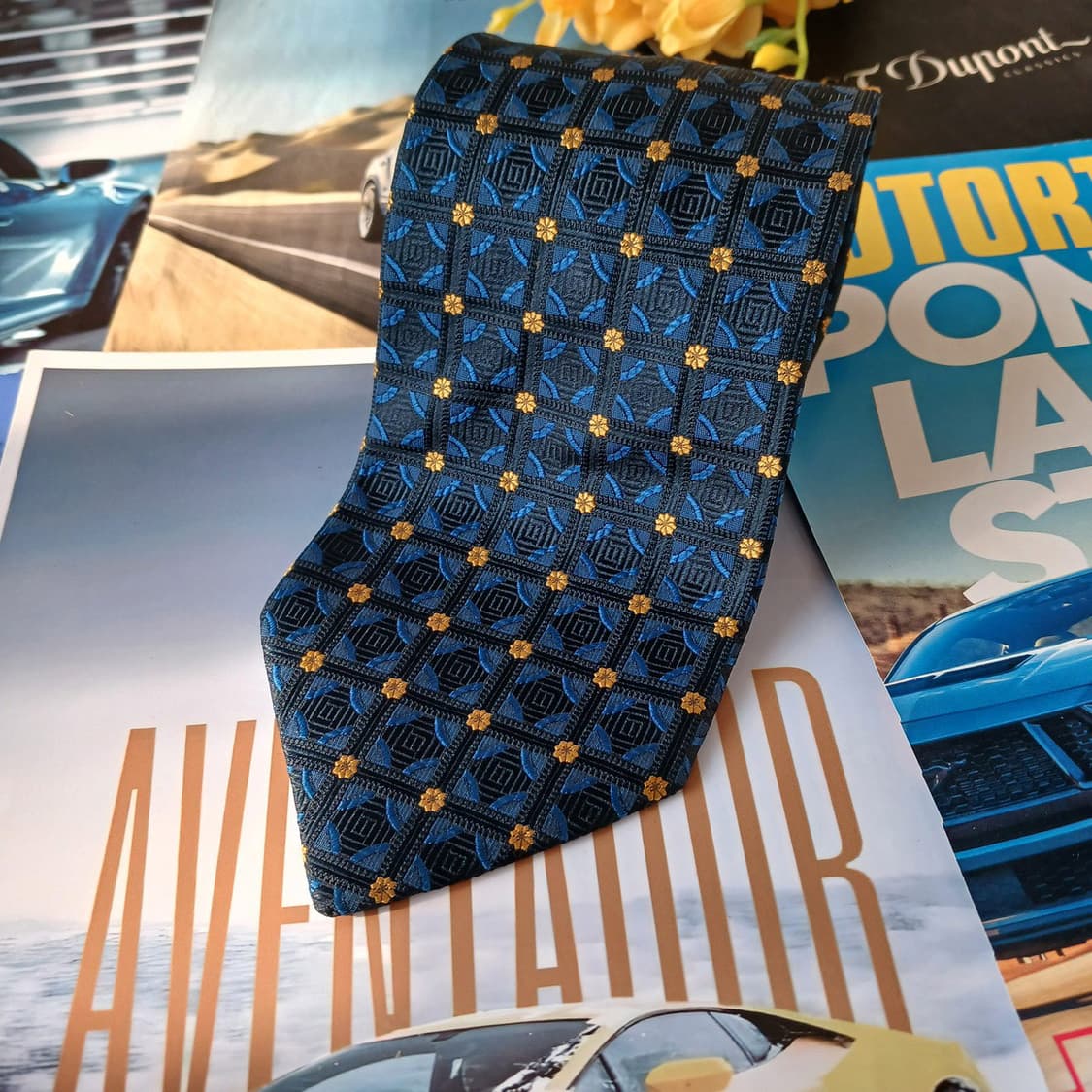 에스 티 듀퐁 실크 블루 자카드 넥타이 9.3cm A+등급 A19626
 상품이미지3