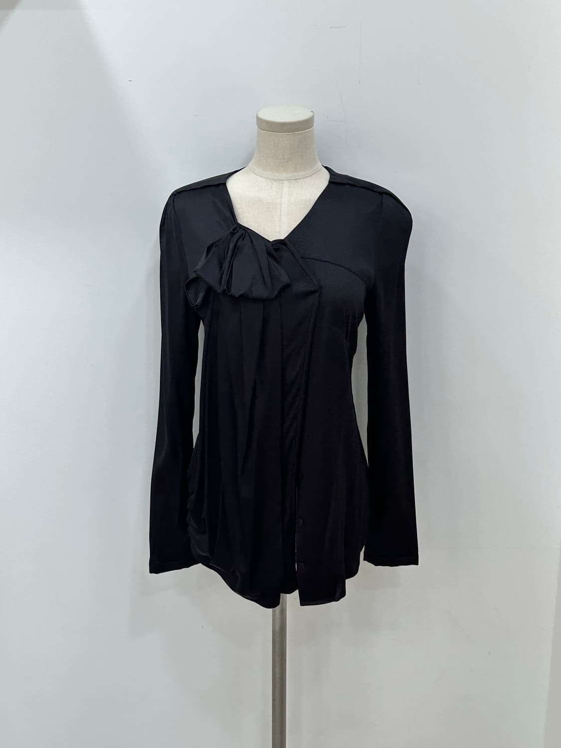 미샤 실크 블라우스 상품이미지1