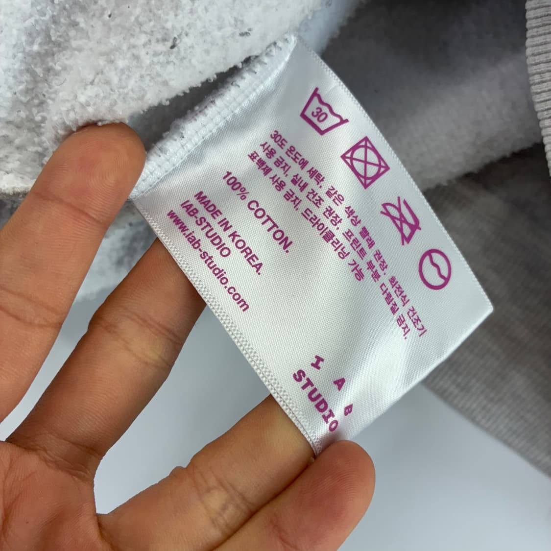 IAB STUDIOS 아이앱 스튜디오 멜란지 그레이 후드티 상품이미지7